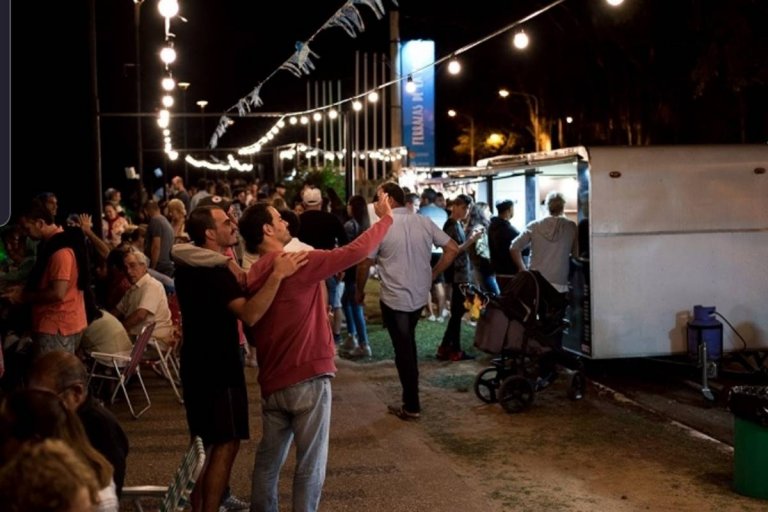 Desde este viernes se podrá comer a la orilla del río la Costanera de Concordia. Desde este viernes se podrá comer a la orilla del río la Costanera de Concordia.