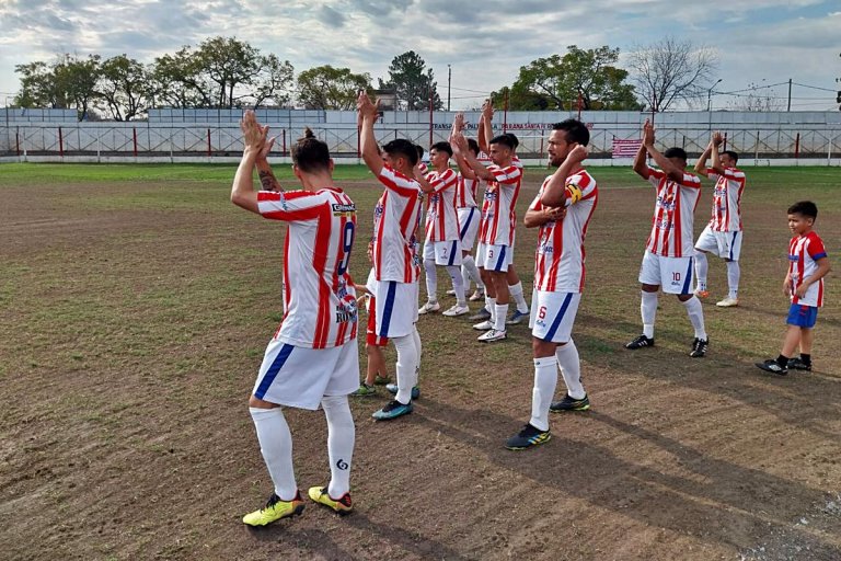 El Club Libertad se quedó con el Petit Torneo. El Club Libertad se quedó con el Petit Torneo.