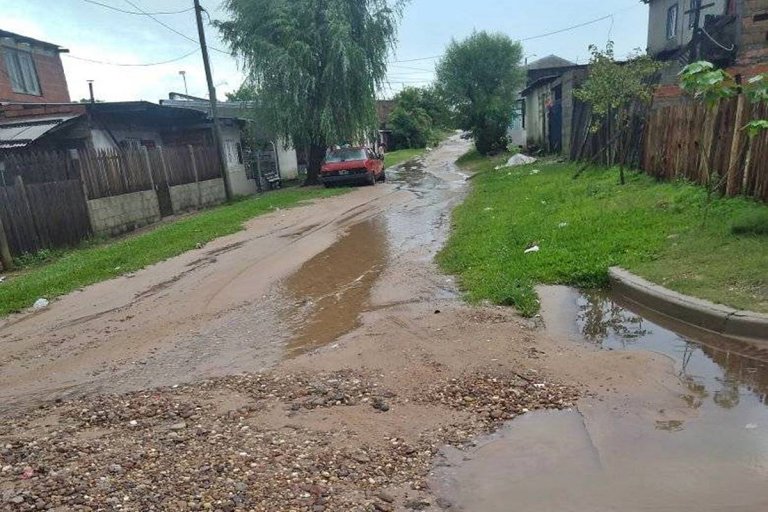 Vecinos y vecinas exigen soluciones tras el temporal. Vecinos y vecinas exigen soluciones tras el temporal.