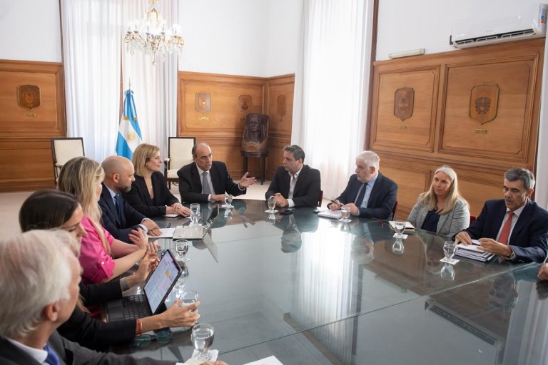 También se habló sobre el quite de retenciones al pecán y al maíz pisingallo. También se habló sobre el quite de retenciones al pecán y al maíz pisingallo.