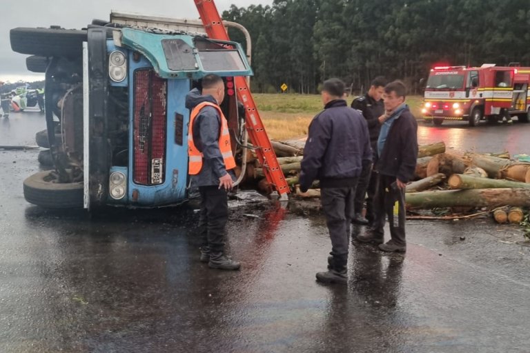 El accidente ocurrió cuando llovía en toda la región El accidente ocurrió cuando llovía en toda la región