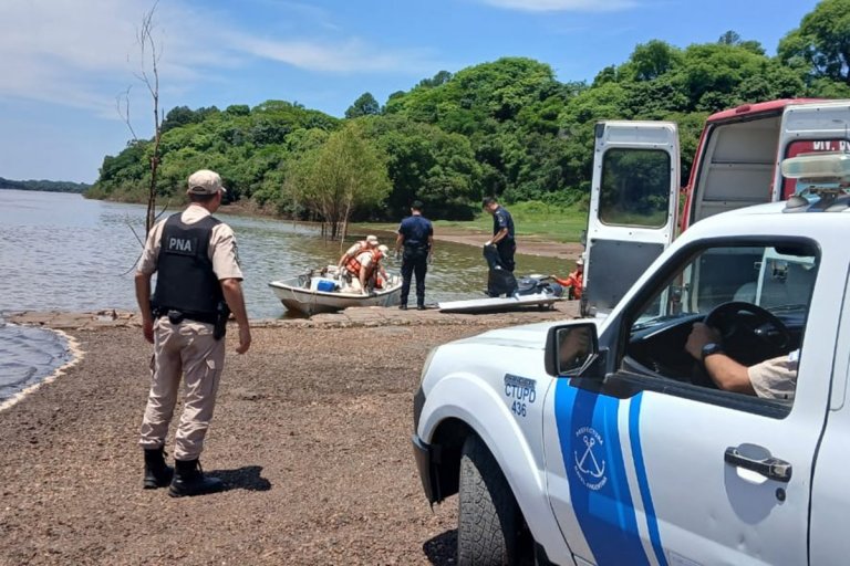 El joven fue hallado durante la mañana de este sábado. El joven fue hallado durante la mañana de este sábado.